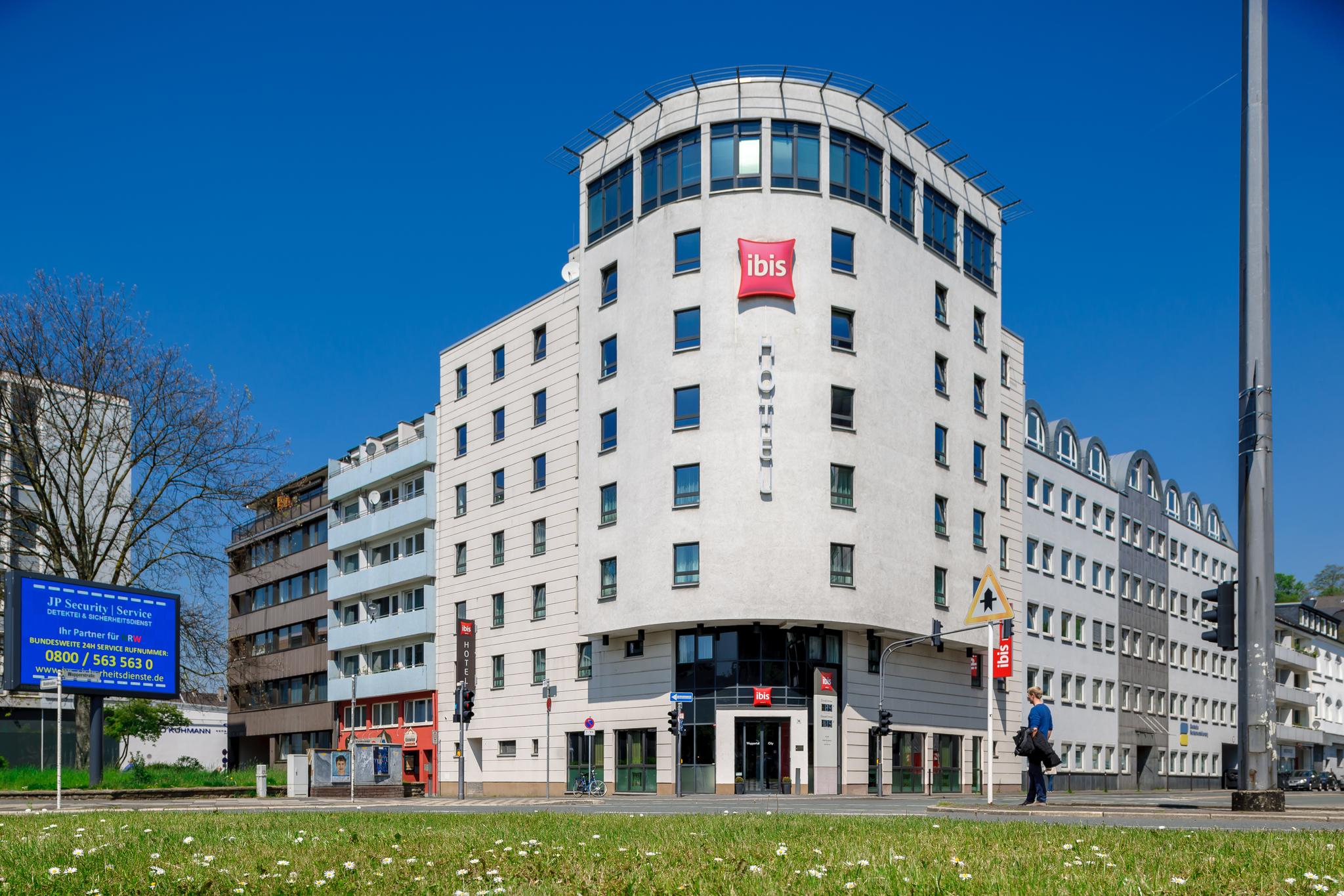 B&B Hotel Wuppertal-City Екстериор снимка