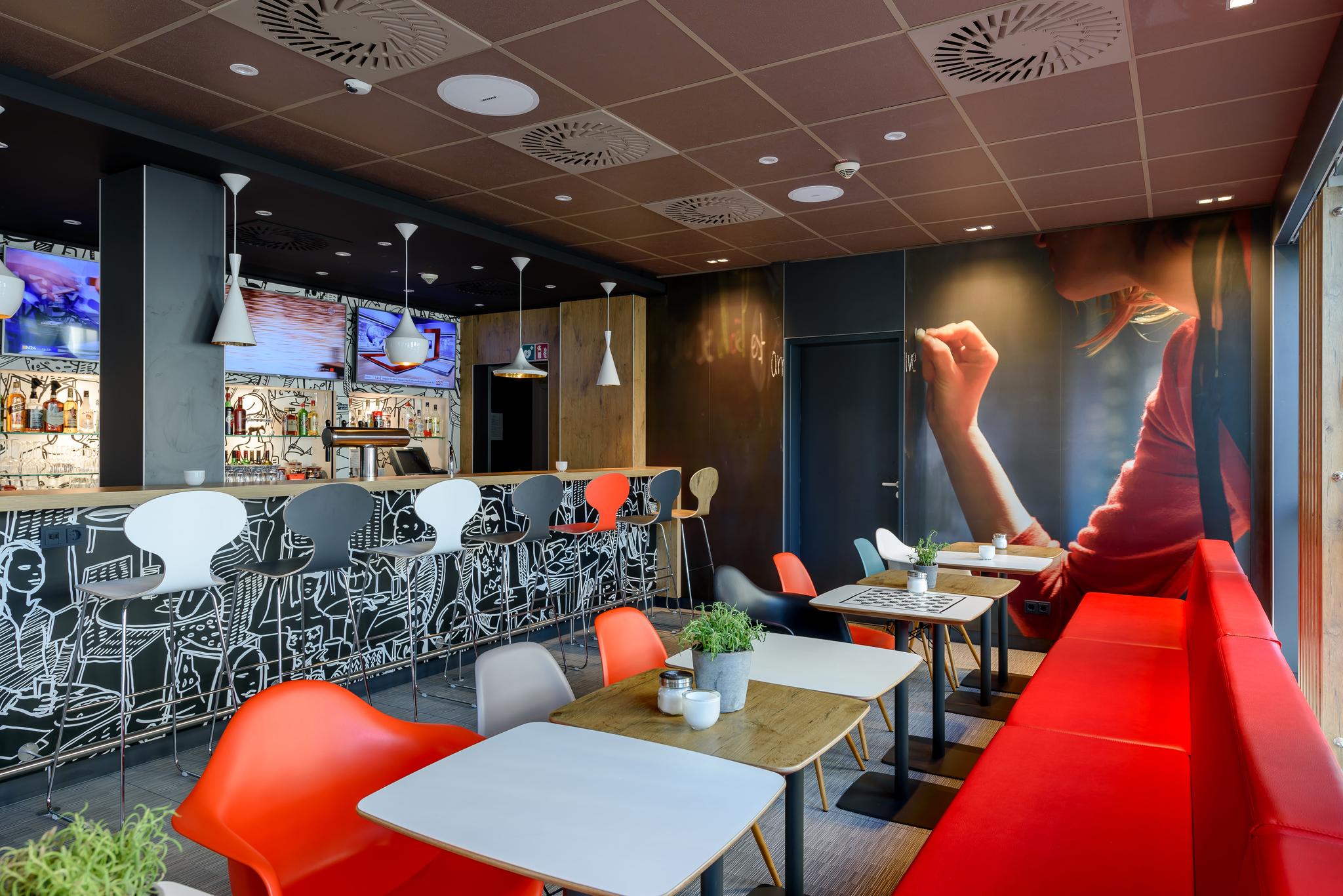 B&B Hotel Wuppertal-City Екстериор снимка