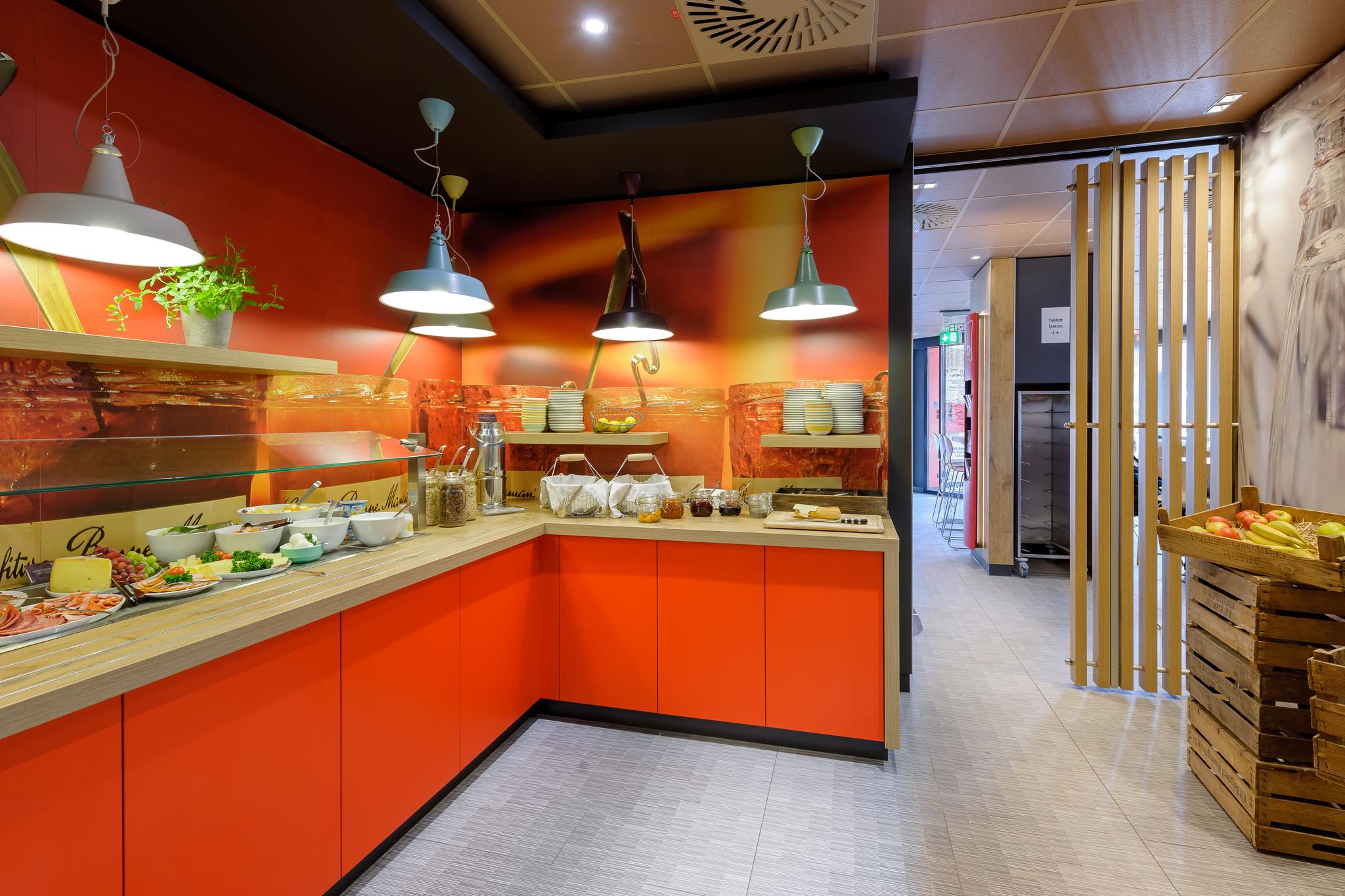 B&B Hotel Wuppertal-City Екстериор снимка