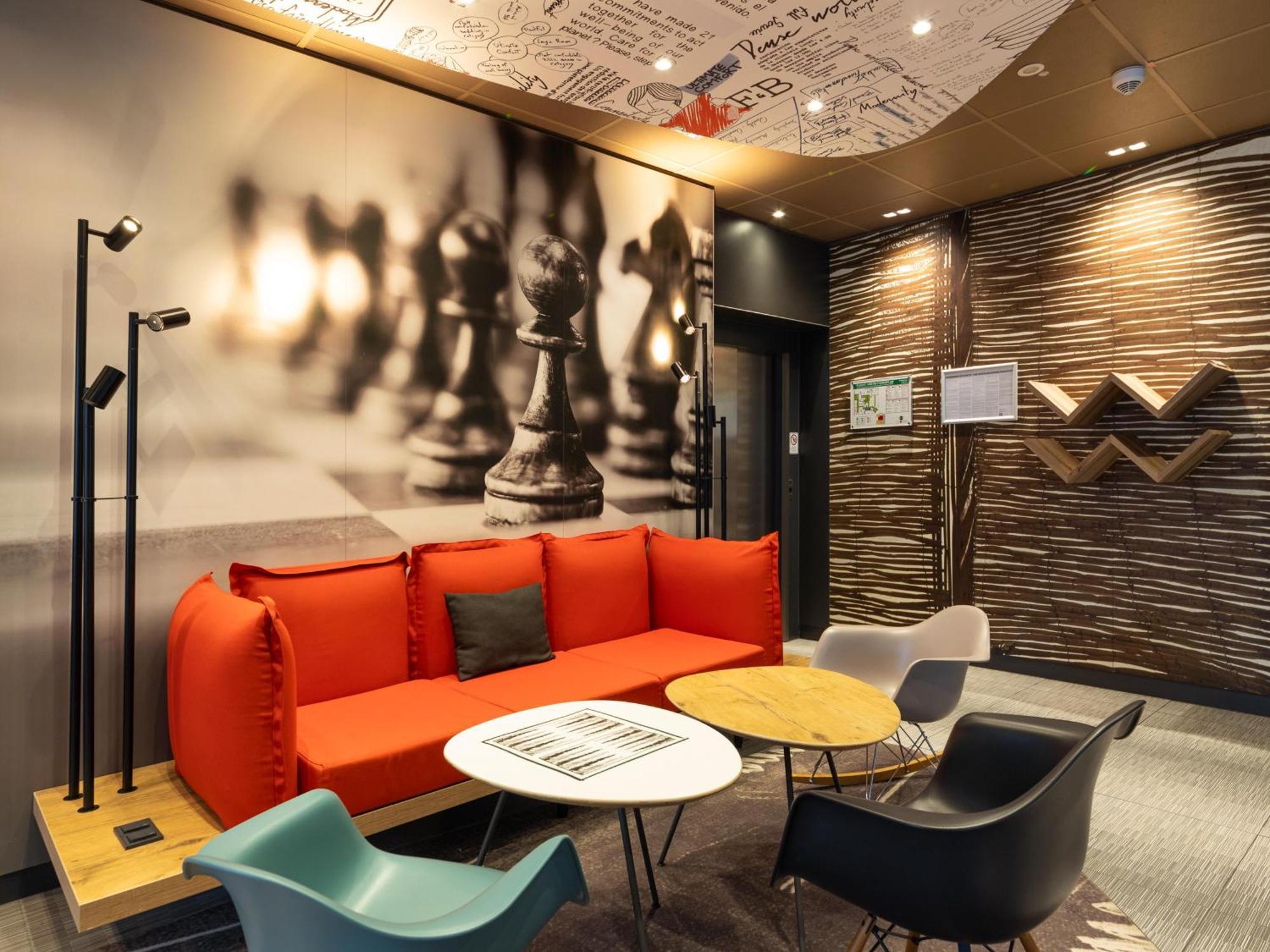 B&B Hotel Wuppertal-City Екстериор снимка